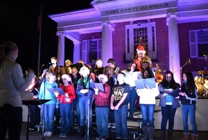 sussex-county=credit=caroling_on-circle_14-posted-daily-business-news-mhpronews-