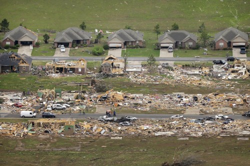tornado-southern-plains-houses-damaged-nbc-newscredit-posted-industry-voices-mhpronews--500x333