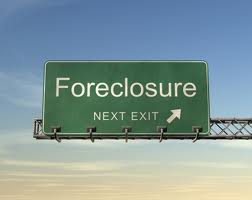 foreclosure hiway sign  condometropolis credit