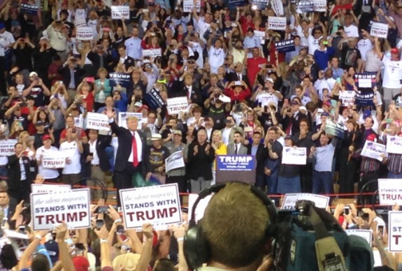 orlando-donald-trump-rally-030516-creditmynews13-postedDailyBusinessNewsMHProNews-com-