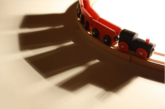 2011-07-16_0643_Does_your_marketing_bring_you_empty_cars_and_long_shadows__Image_courtsey_of_followtheinstructions G:\MH Merchandiser.com\Marketing the MHMSM concepts\Ads, Graphics + Images\2011-07-16_0643_Does_your_marketing_bring_you_empty_cars_and_long_shadows__Image_courtsey_of_followtheinstructions.png