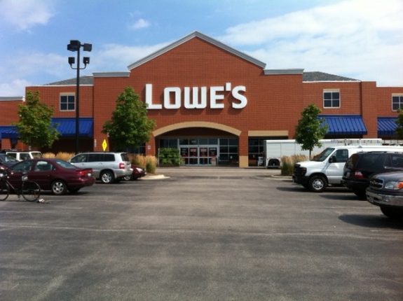 Lowe's Glenview IL - photo by Soheyla Kovach