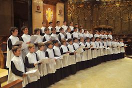 choir-escolania_de_montserrat-credit-wmc-posted-cutting-edge-blog-mhpronews-com-264x176pxls-1.jpg