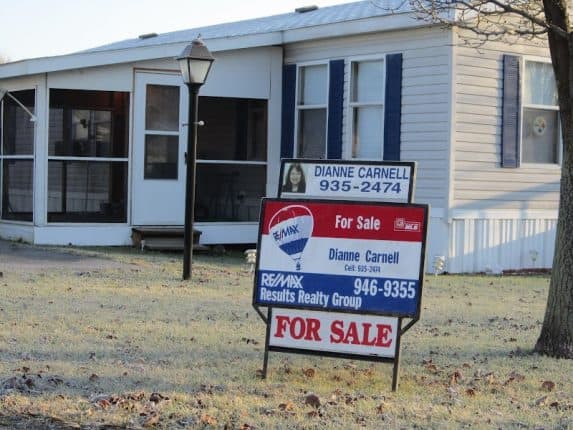 Manufactured Home Real Estate Photo by Eric Miller