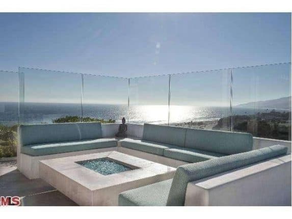 patio-29500-heathercliff-rd-#189-malibu-ca-90265-point-dume-club-betsy-russell-manufactured-home-living-news-com-