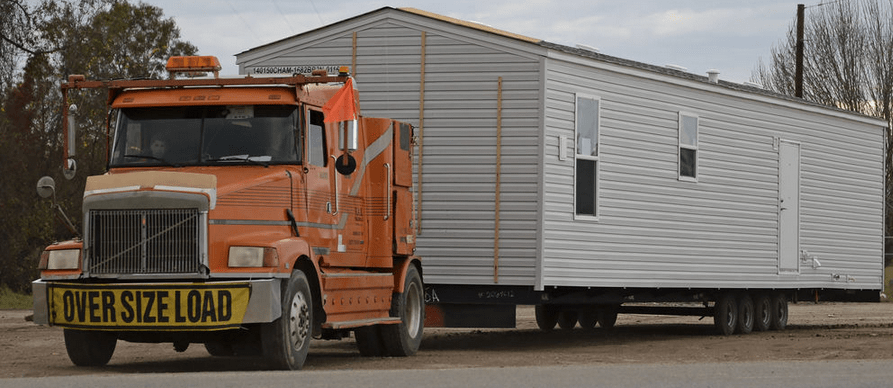 manuf_housing_unit_in_Baton_Rouge_LA_12_8_2016_theadvocate_Hilary_Scheiunk_credit