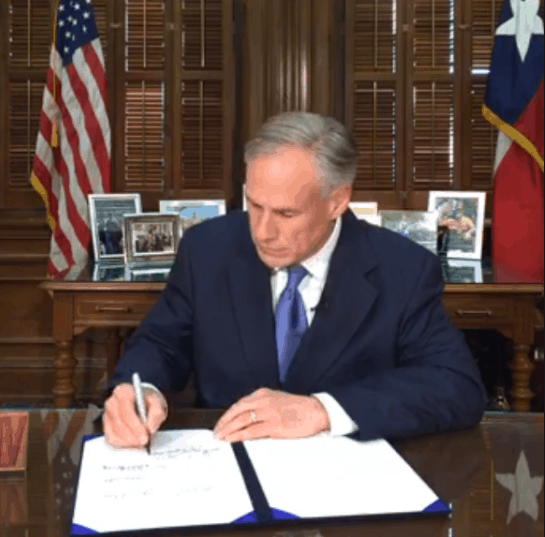 TexasGovGreatAbottSignsSZB4IntoLawCreditLaPreznsaPostedDailyBusinessNewsMHProNews