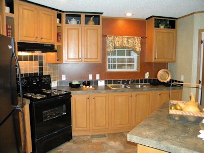 2013 adventure homes louisville show093 400x300 posted manufactured housing professional news mhpronews com 