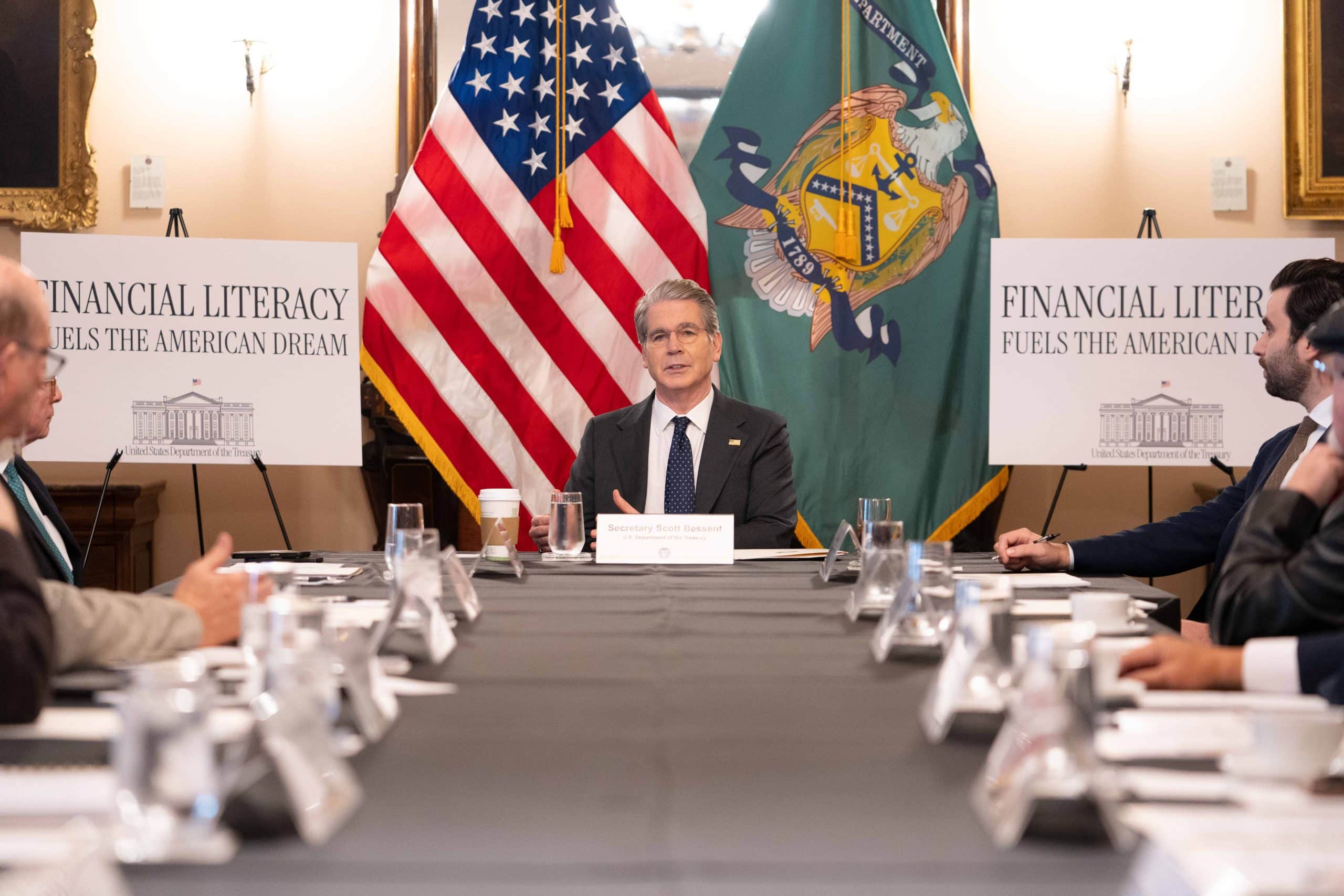 TreasuryAMAC20260429-03997SecScottBessentFinancialLiteracyFuelsTheAmericanDreamFinancialLiteracyMonth